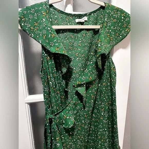 NWOT Max Studio Green Floral Ruffle Wrap Midi Dress - Picture 6 of 8
